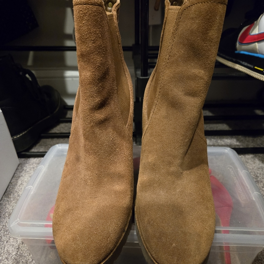 MICHAEL Michael Kors Tan Suede Ankle Boots